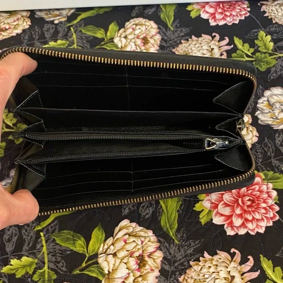 AUTH Gucci King Snake Black Long Zip wallet - Picture 9 of 16